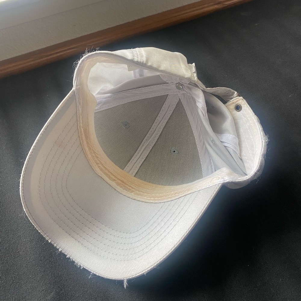 Icing Silver Hat - Picture 3 of 4